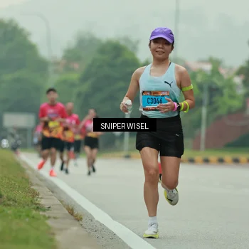 Runner Photo 7045418