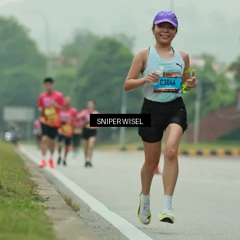 Runner Photo 7045422