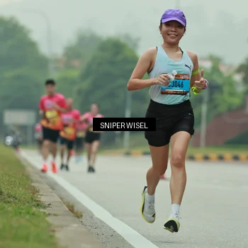 Runner Photo 7045425