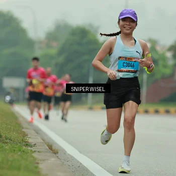 Runner Photo 7045427