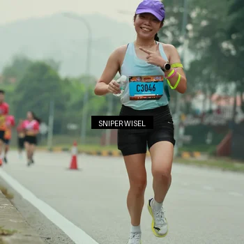 Runner Photo 7045434