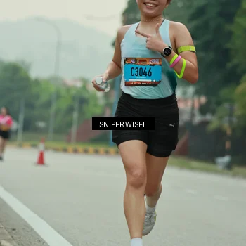 Runner Photo 7045443
