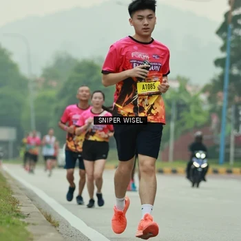 Runner Photo 7045458