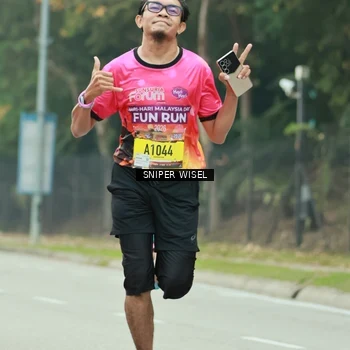 Runner Photo 7045481