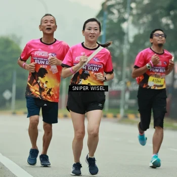 Runner Photo 7045483