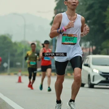 Runner Photo 7045505