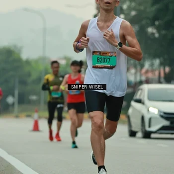 Runner Photo 7045508