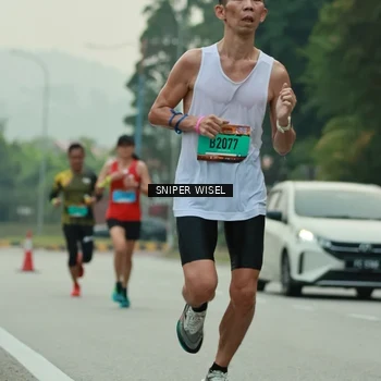 Runner Photo 7045514