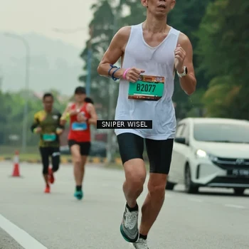 Runner Photo 7045515