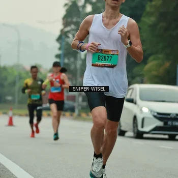 Runner Photo 7045517