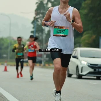 Runner Photo 7045520