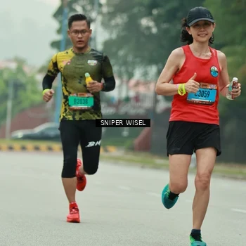 Runner Photo 7045530
