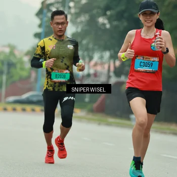 Runner Photo 7045536