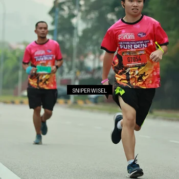 Runner Photo 7045563
