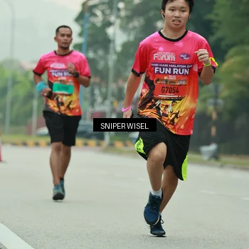 Runner Photo 7045566