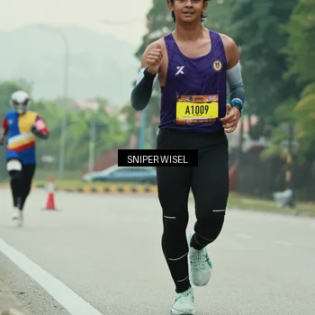 Runner Photo 7045593