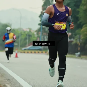 Runner Photo 7045600