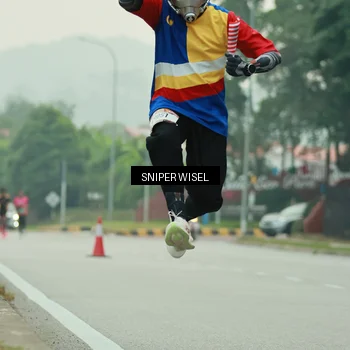 Runner Photo 7045623