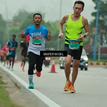 Runner Photo 7045664