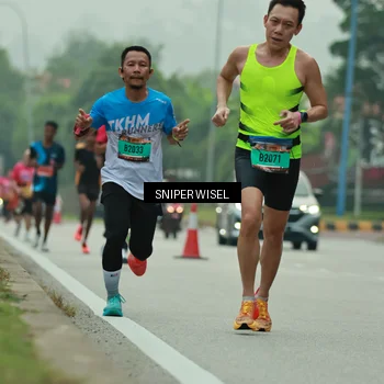 Runner Photo 7045666