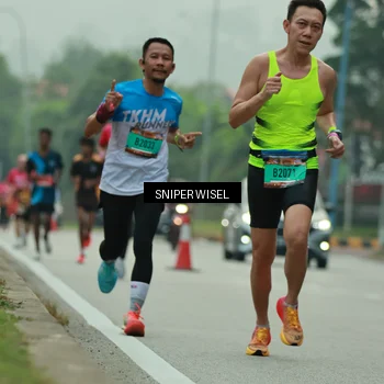 Runner Photo 7045678