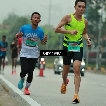 Runner Photo 7045679
