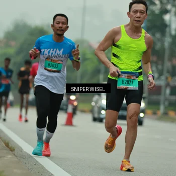 Runner Photo 7045683