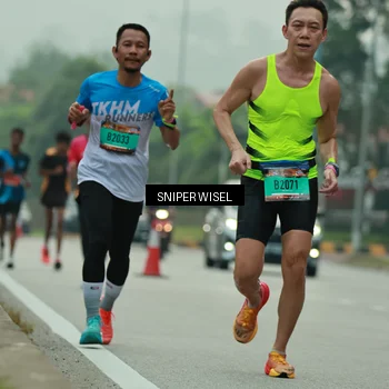Runner Photo 7045691