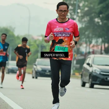 Runner Photo 7045695