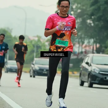 Runner Photo 7045698