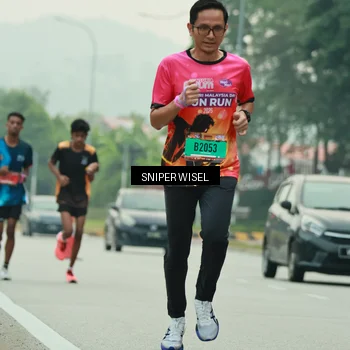 Runner Photo 7045699
