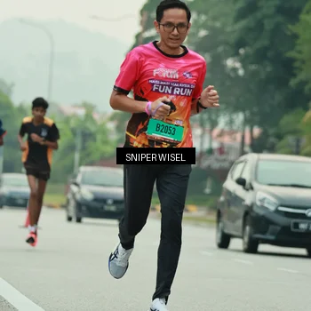 Runner Photo 7045700