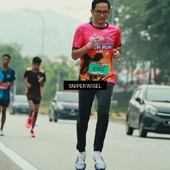 Runner Photo 7045701