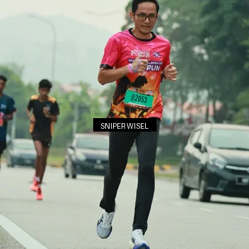 Runner Photo 7045702