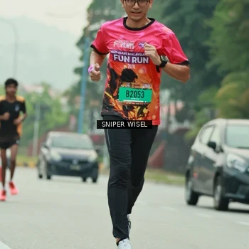 Runner Photo 7045712