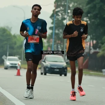 Runner Photo 7045720