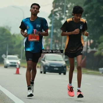 Runner Photo 7045726