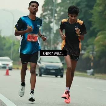 Runner Photo 7045732