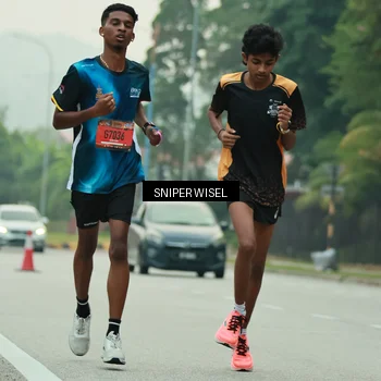 Runner Photo 7045734