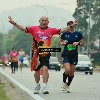 Runner Photo 7045760