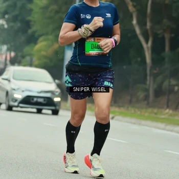 Runner Photo 7045776