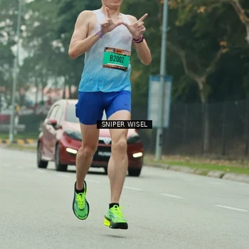 Runner Photo 7045786