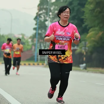 Runner Photo 7045799