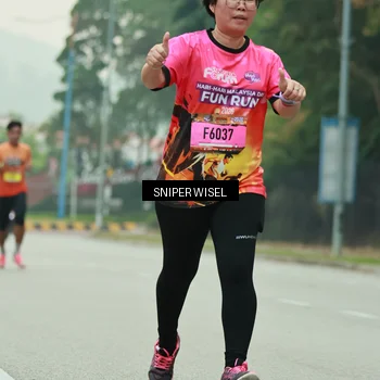 Runner Photo 7045813