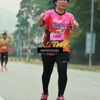 Runner Photo 7045817