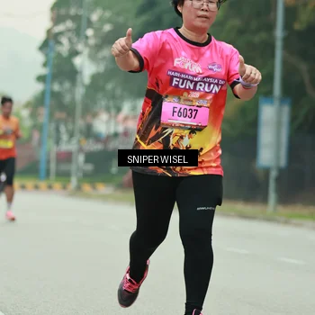 Runner Photo 7045818