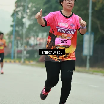 Runner Photo 7045819