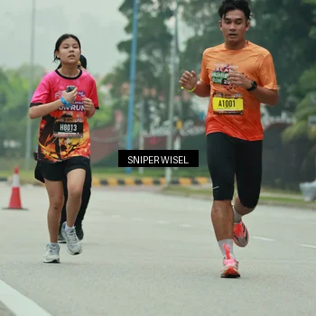 Runner Photo 7045824