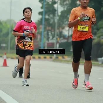 Runner Photo 7045830