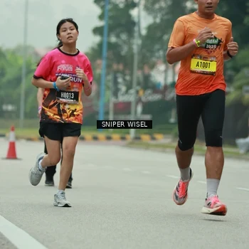 Runner Photo 7045832